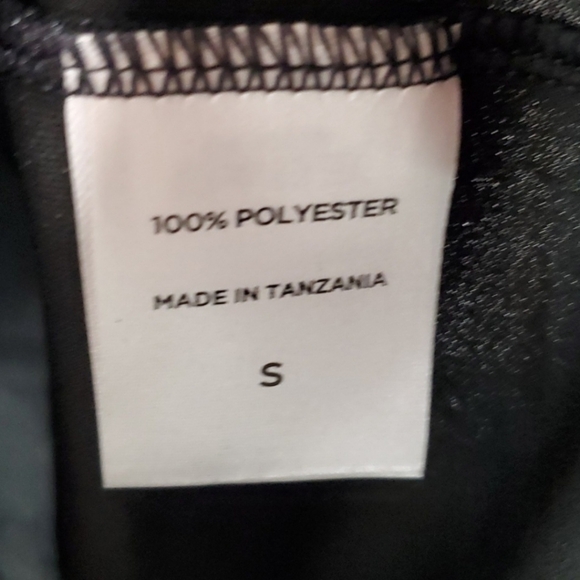 NWOT "Finish the Race"  2 Timothy 4:7 T-Shirt, Black, Dri-Fit Athletic Material - Picture 4 of 5